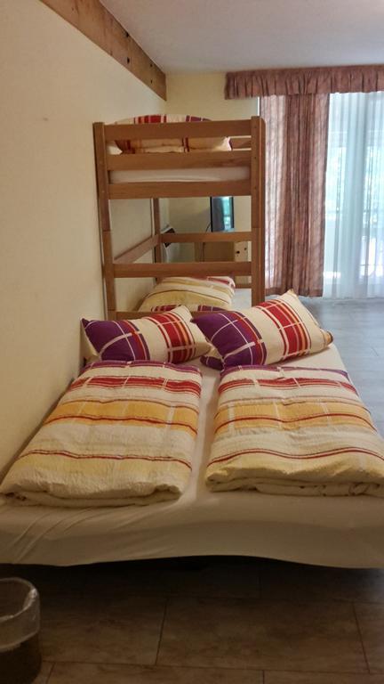 Gasthof Kreuz Hotel ไฮเทอร์สไฮม์ ภายนอก รูปภาพ