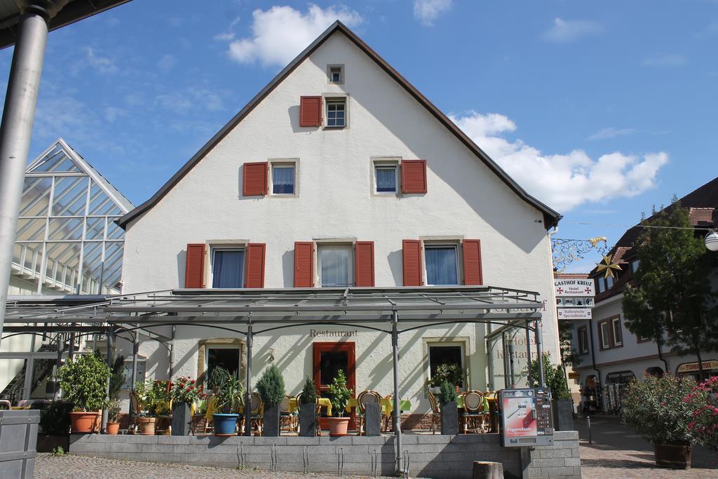 Gasthof Kreuz Hotel ไฮเทอร์สไฮม์ ภายนอก รูปภาพ