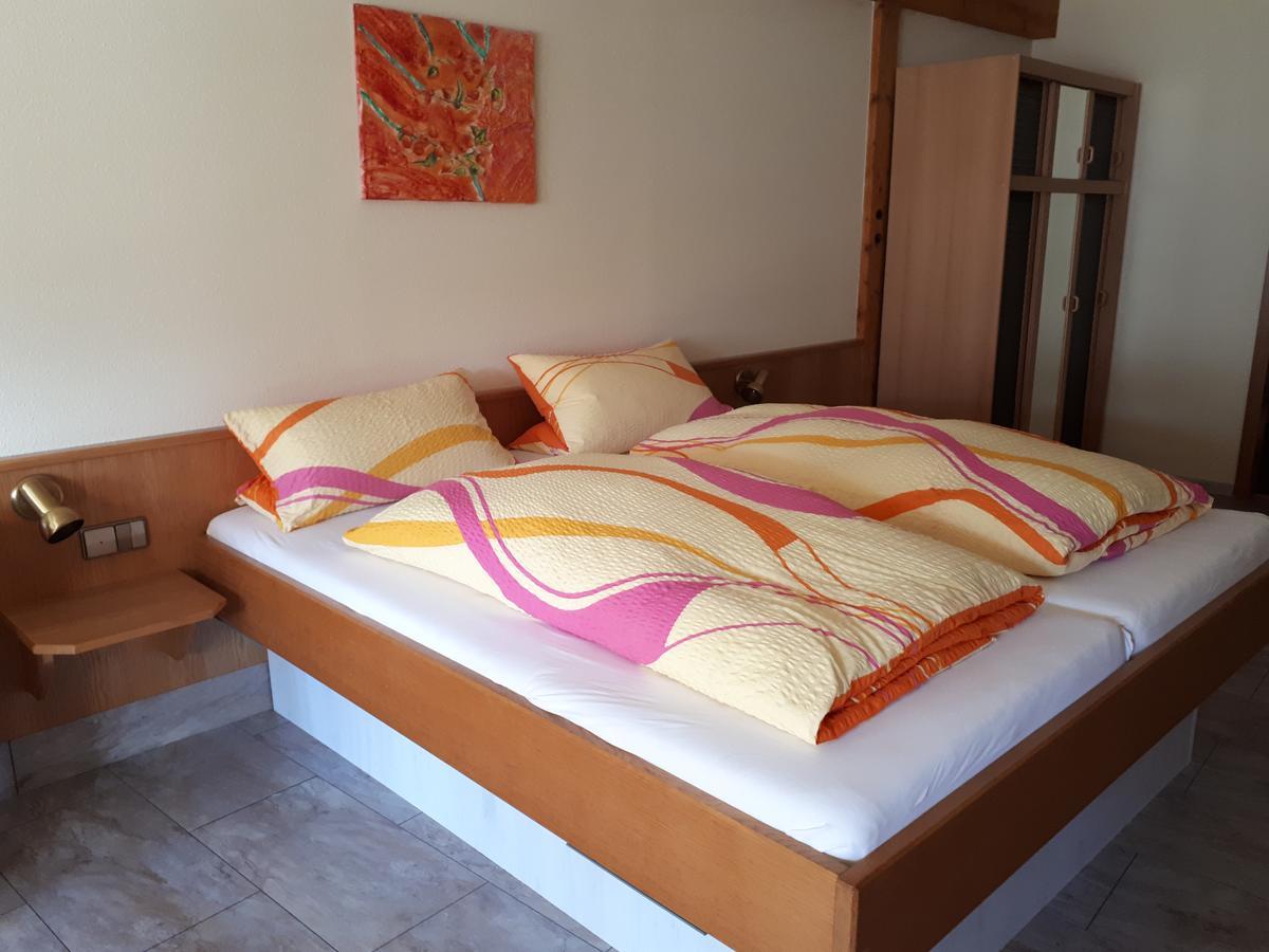 Gasthof Kreuz Hotel ไฮเทอร์สไฮม์ ห้อง รูปภาพ